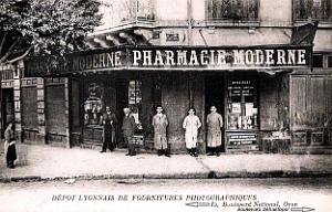 1261- Oran - Angle Bd National (Joffre) et Sebastopol - Pharmacie